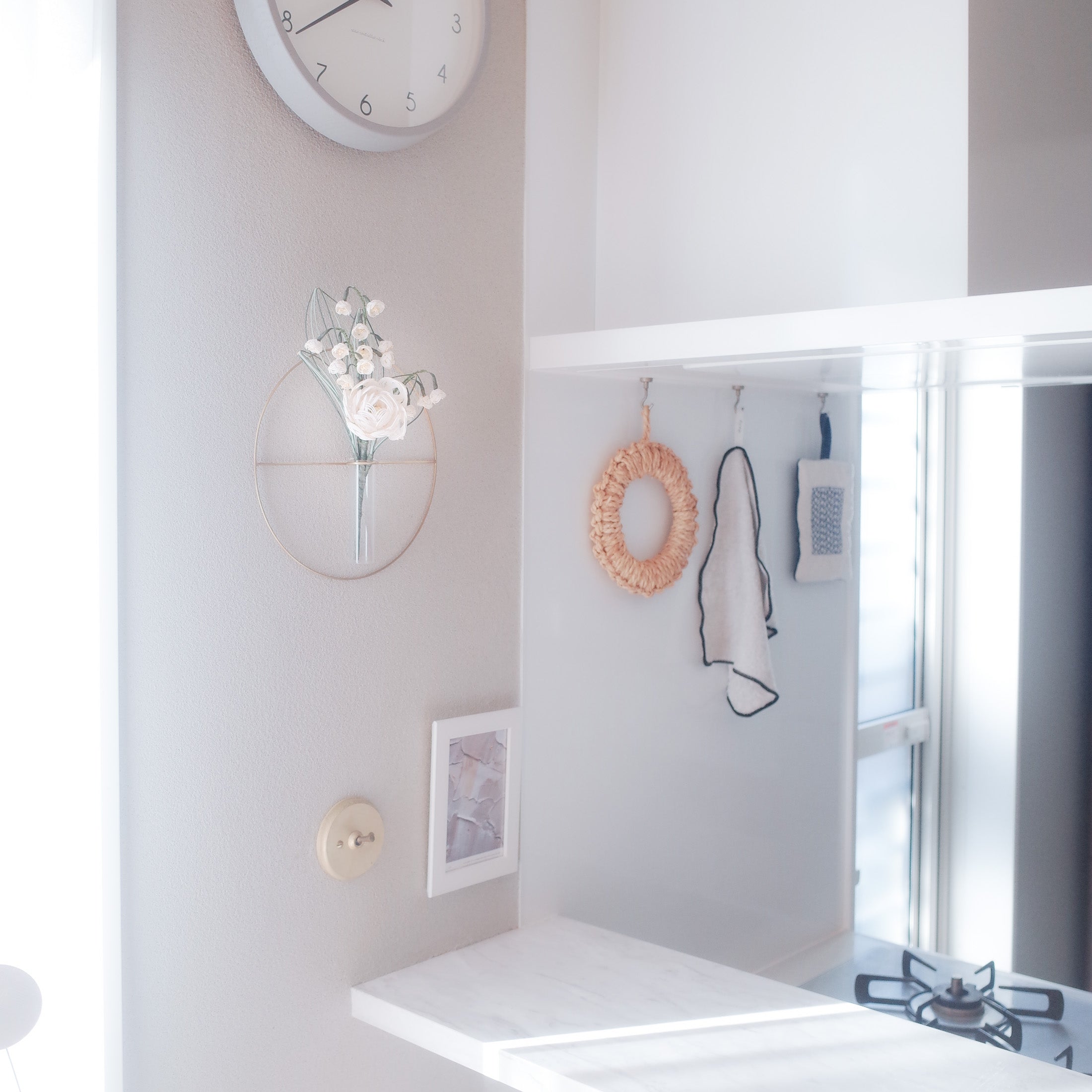 008-いのりのうた|冬の祈りの水引花