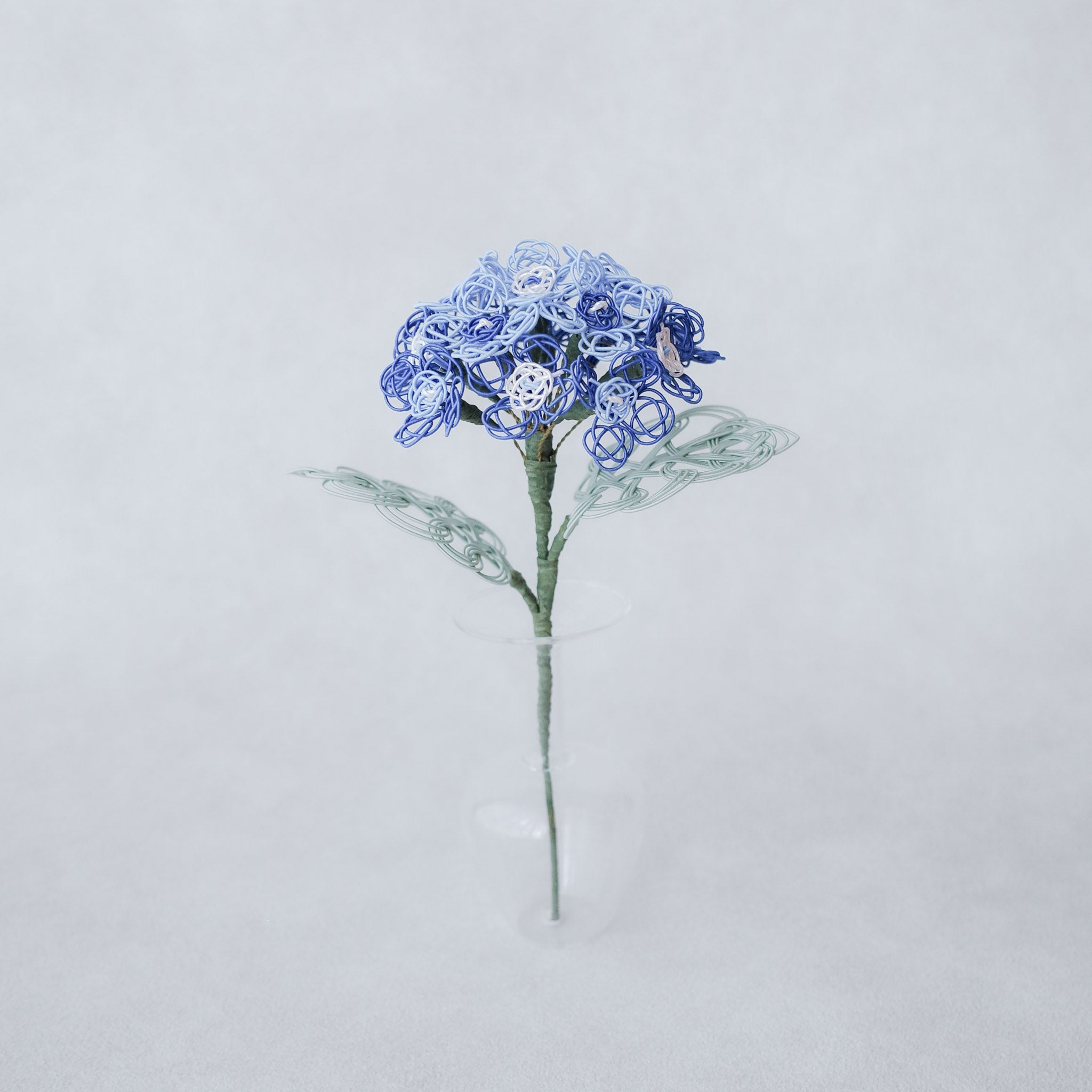 しずくのおと― あさ― & PIKE セット| 雨あがりの朝に咲く水引花と、真鍮の一輪挿し(選べる3種)