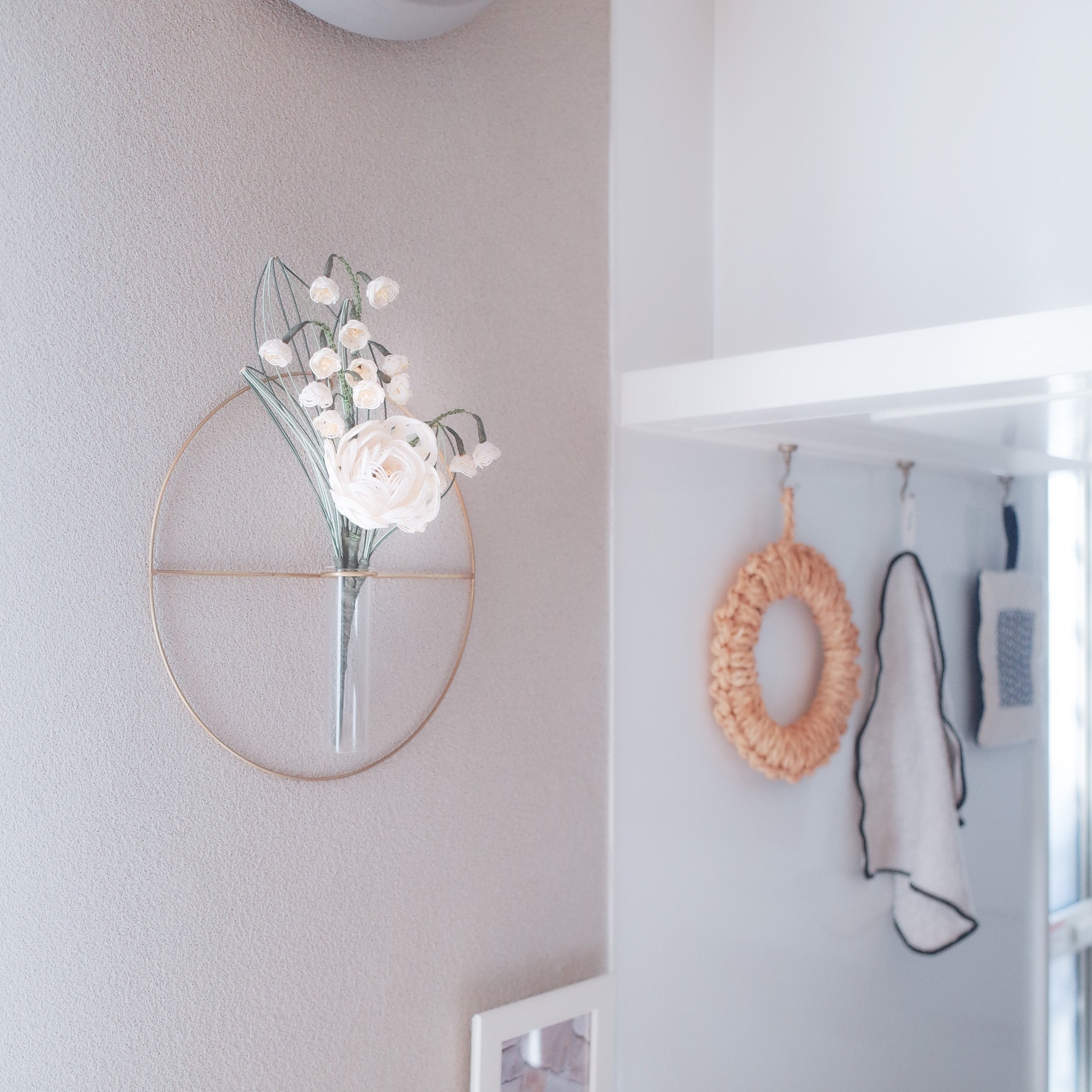 008-いのりのうた｜冬の祈りの水引花