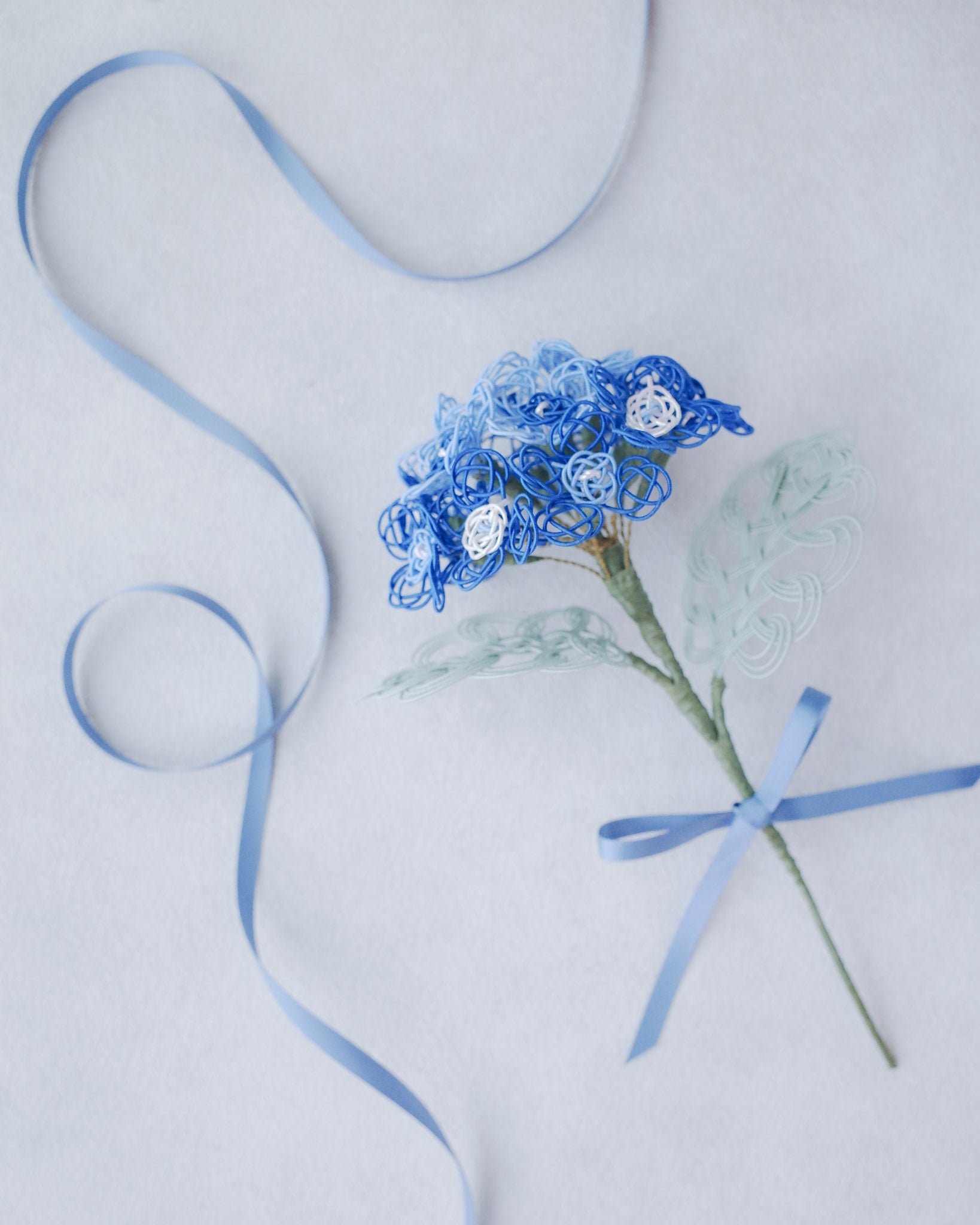 しずくのおと― あさ― & PIKE セット｜ 雨あがりの朝に咲く水引花と、真鍮の一輪挿し（選べる3種）